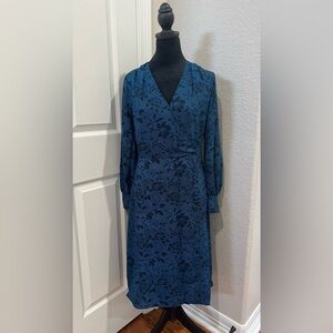 $149 Floral Button Wrap Long Sleeve Dress V neck with Crossover front size 0